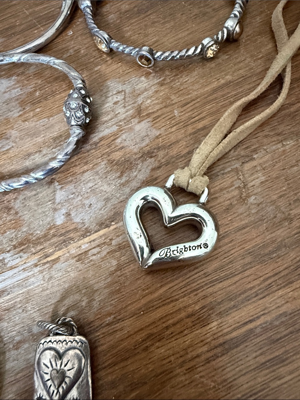 Lot for Sale! Brighton Silver Tone Bangles Bracelet Set with Pearlescent Accents - Picture 9 of 11